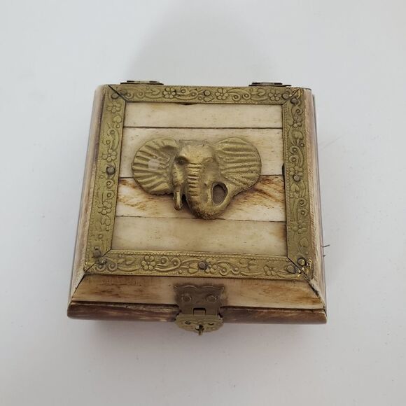 Thinker Box Made in India Brass Detail - Picture 4 of 9